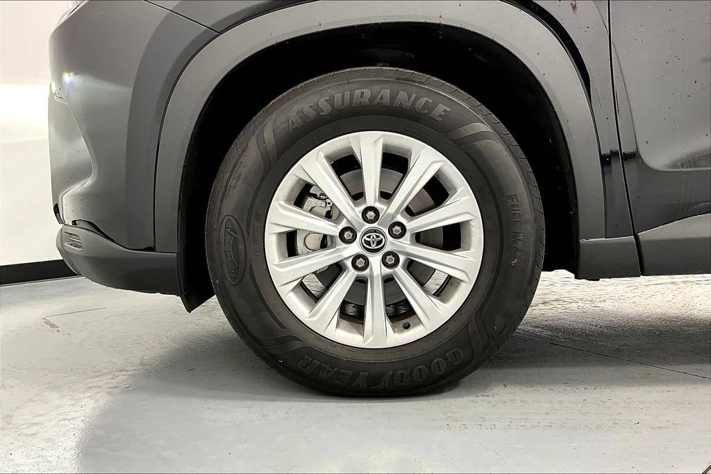 Used 2025 Toyota Grand Highlander AWD image 11