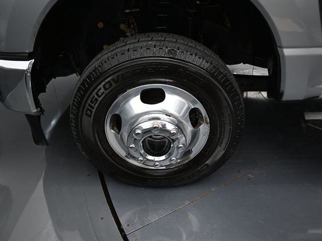 Used 2024 Ford F350 Lariat image 22