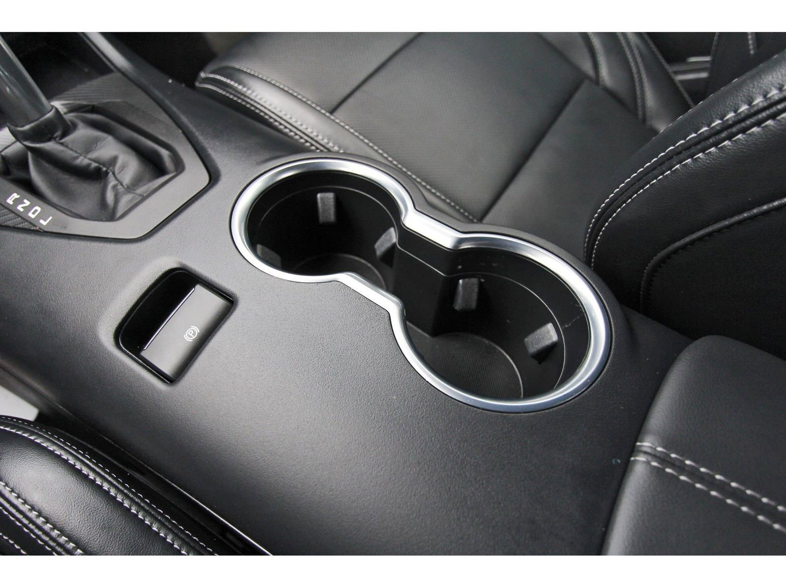 Used 2025 Ford Mustang Premium image 28