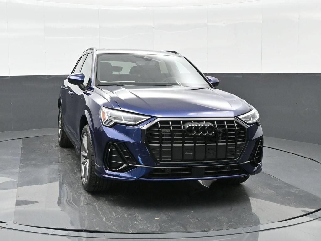 New 2025 Audi Q3 2.0T Premium AWD/4WD image 2
