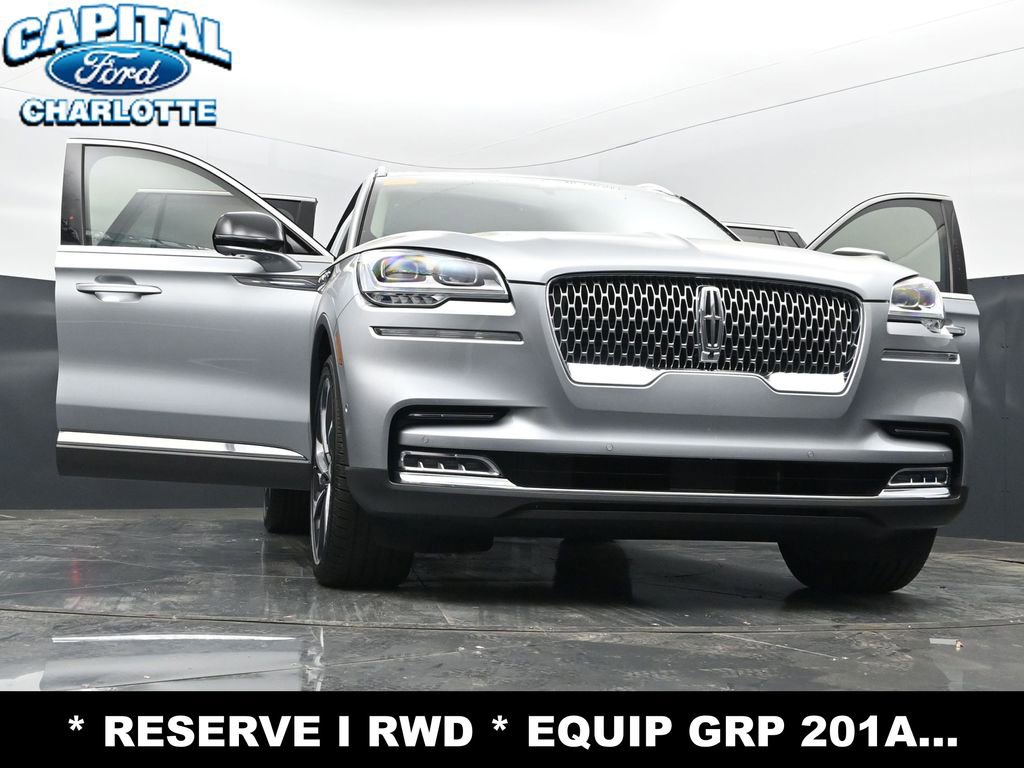 Used 2023 Lincoln Aviator Reserve w/ Equipment Group 201A image 41