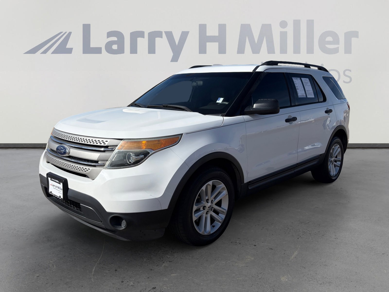 Used 2013 Ford Explorer FWD image 1