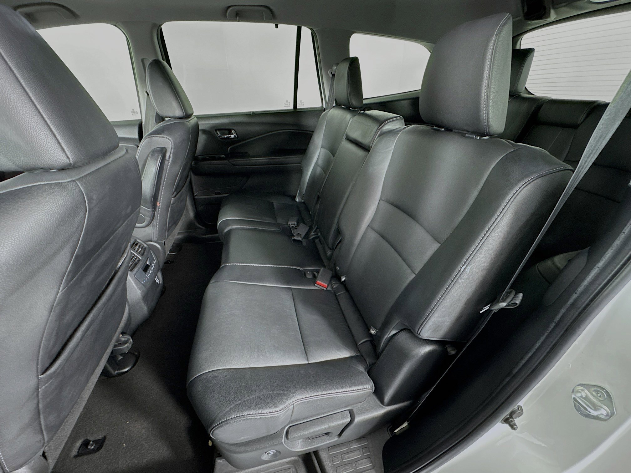 Used 2021 Honda Pilot Special Edition image 24