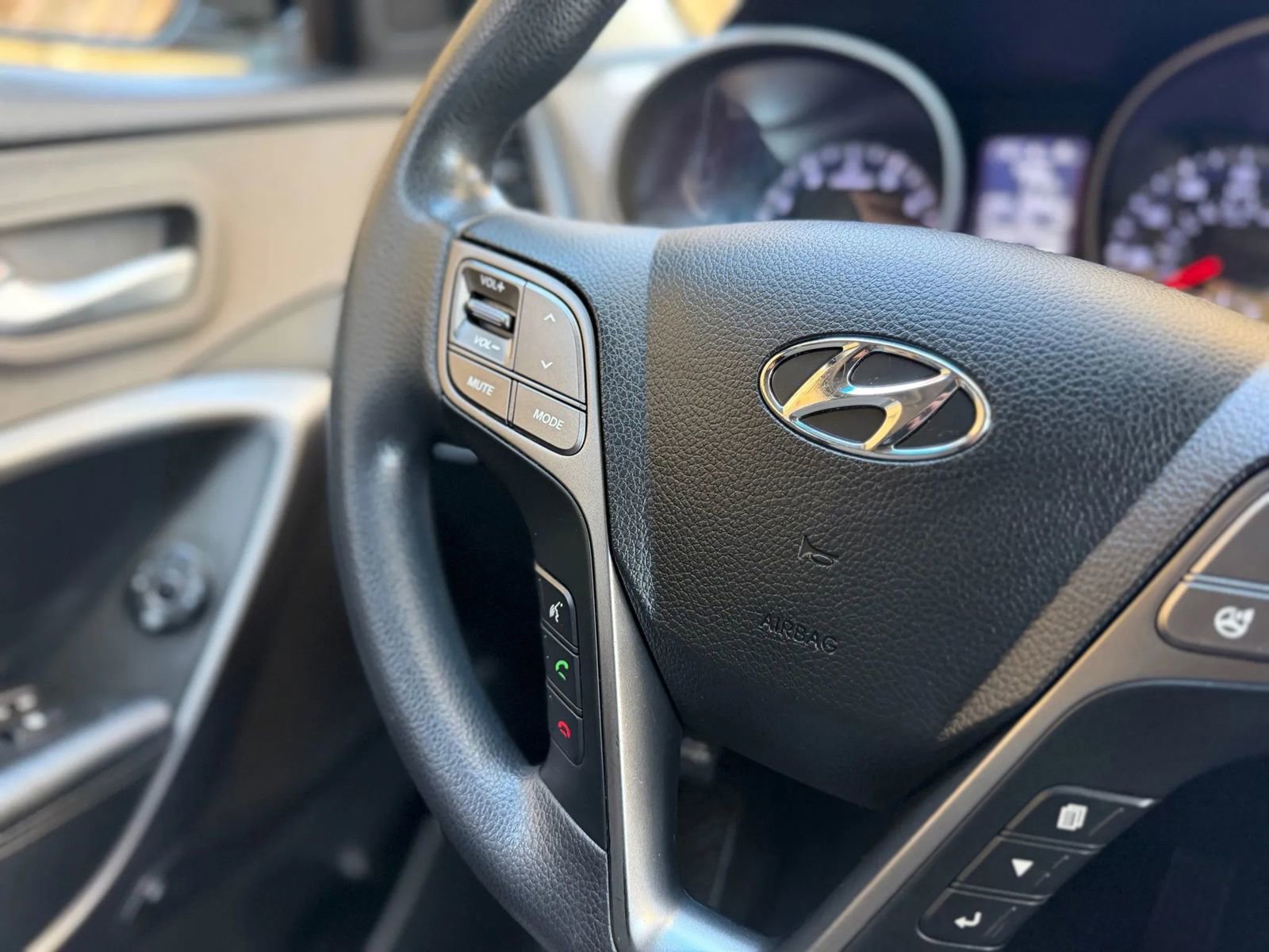 Used 2016 Hyundai Santa Fe Sport image 33