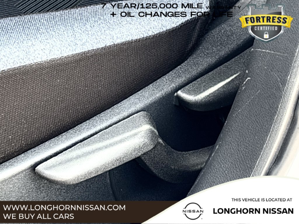 Used 2025 Nissan Versa S w/ Trunk Package FWD image 21