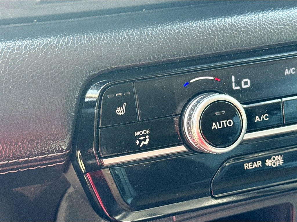 Used 2025 Honda Pilot EX-L image 19