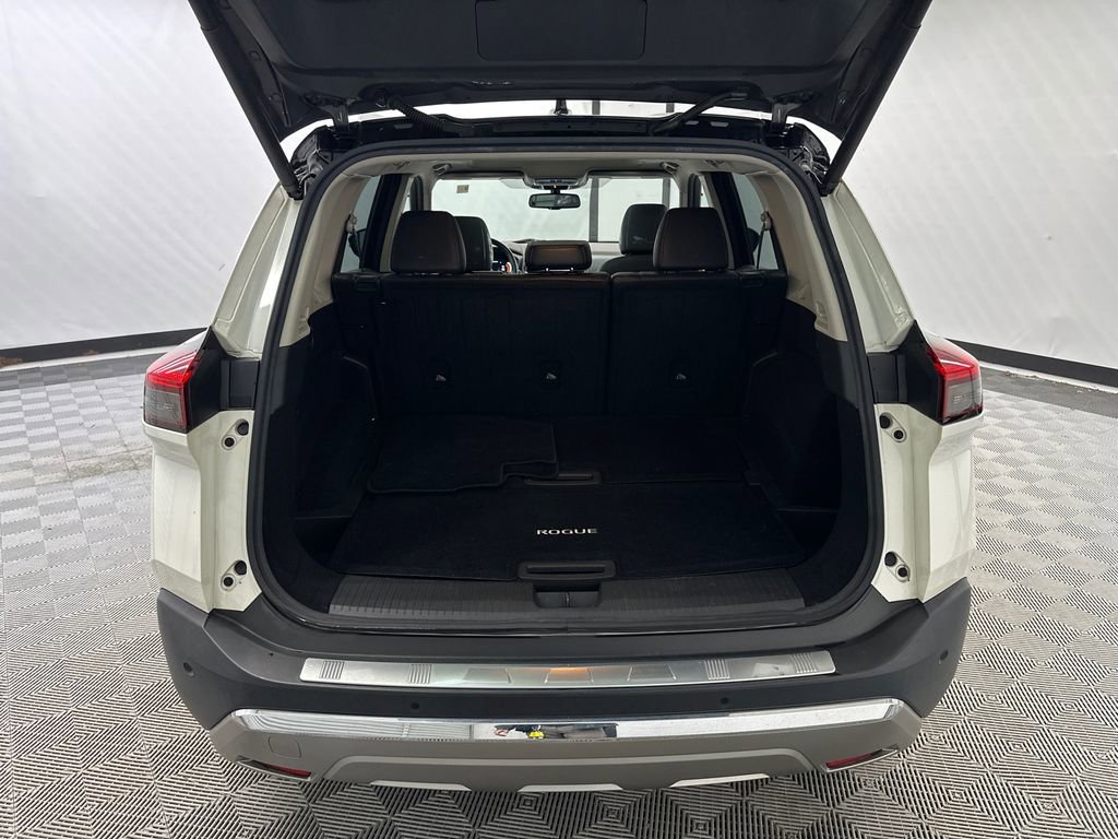 Used 2021 Nissan Rogue Platinum image 20