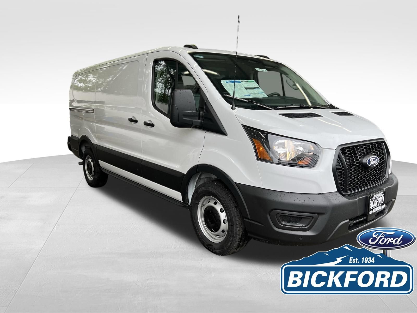 New 2026 Ford Transit 150 Low Roof RWD image 3