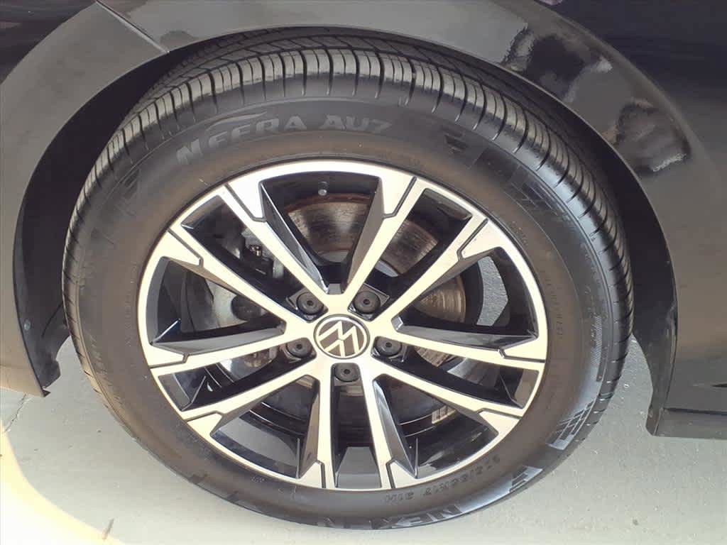Certified 2023 Volkswagen Jetta Sport image 8