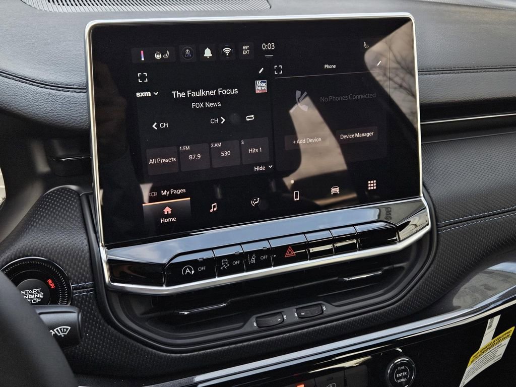 New 2026 Jeep Compass Latitude image 17