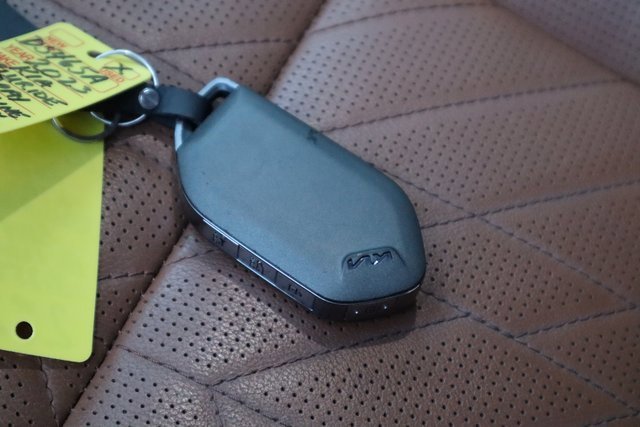 Used 2023 Kia Telluride EX X-Line image 41