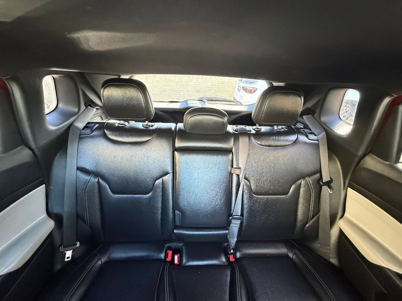 Used 2025 Jeep Compass Limited AWD/4WD image 39