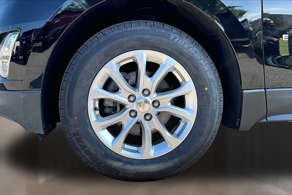 Used 2020 Chevrolet Equinox LS AWD/4WD image 8