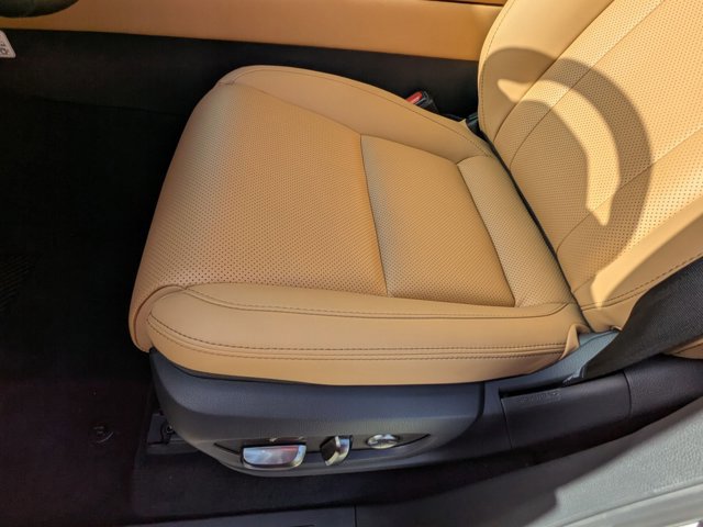 New 2026 Lexus LX 700h Luxury image 4