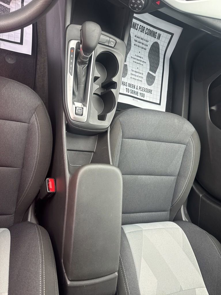 Used 2025 Chevrolet Trax LS image 40