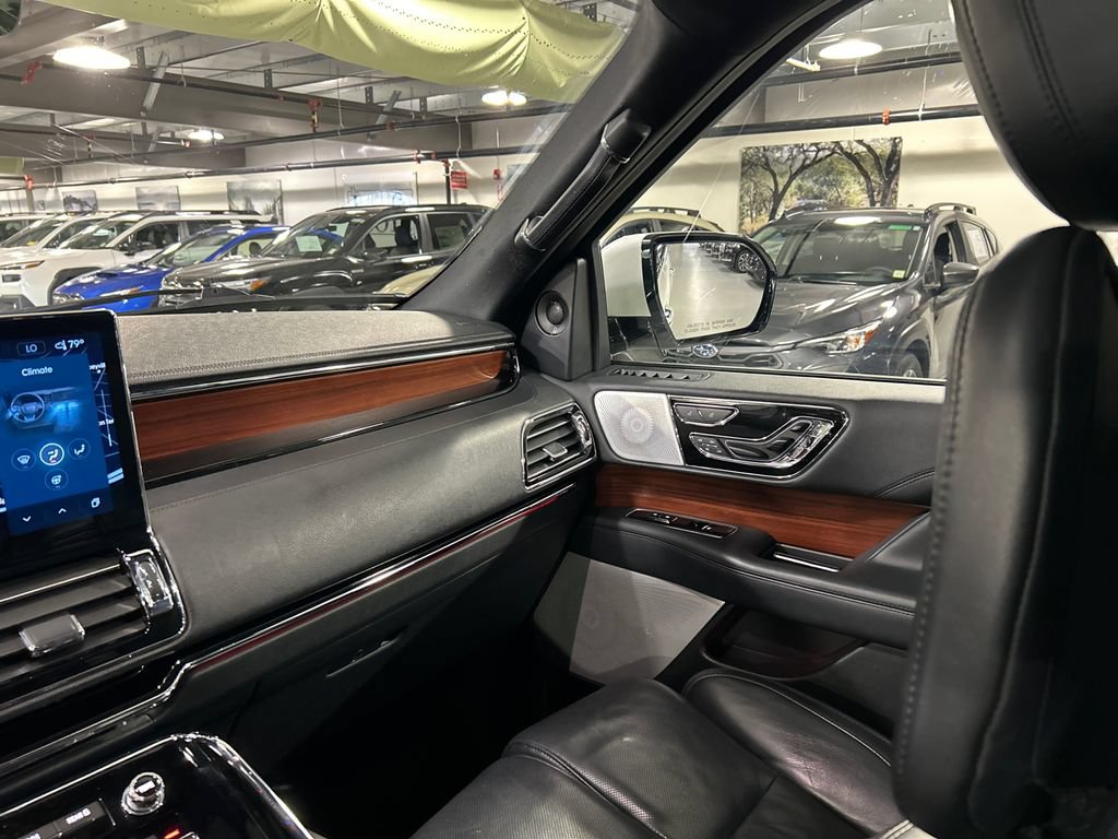 Certified 2023 Lincoln Navigator L Reserve AWD/4WD image 26