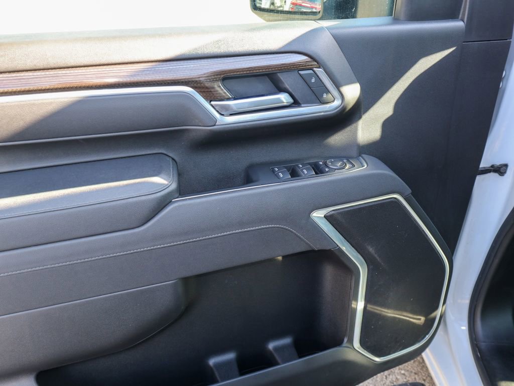 Certified 2025 Chevrolet Silverado 3500 LT w/ Safety Package image 10