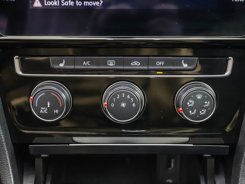 Used 2019 Volkswagen GTI SE w/ SE Experience Package image 18