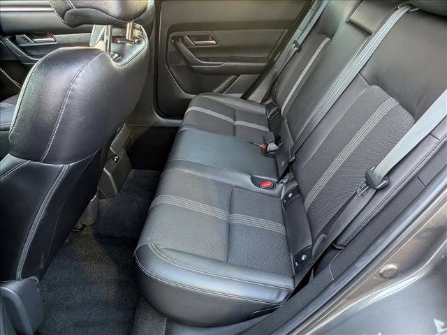 Used 2025 MAZDA CX-50 AWD 2.5 S w/ Preferred Package image 17