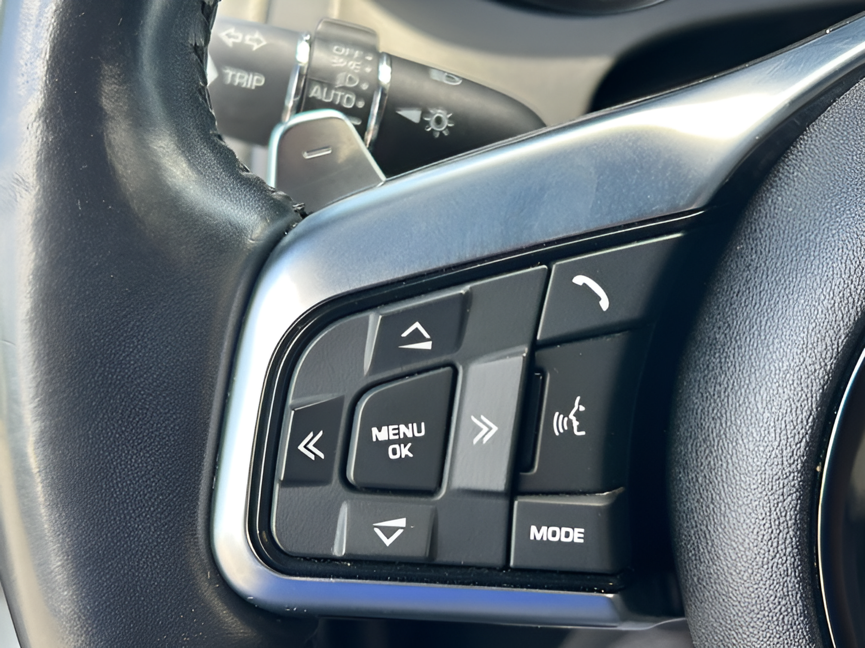 Used 2019 Jaguar F-TYPE Coupe RWD image 20
