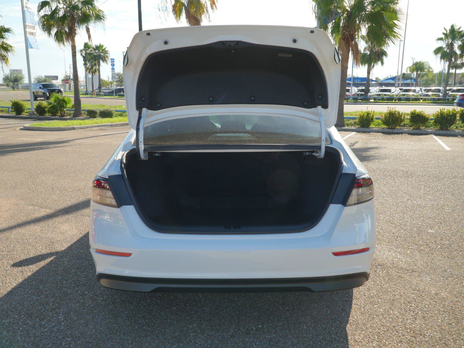 Used 2026 Honda Accord SE image 13