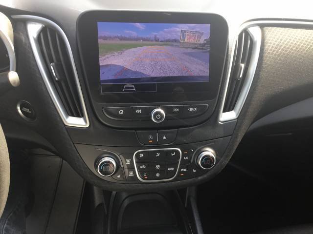 Used 2024 Chevrolet Malibu LT FWD image 17