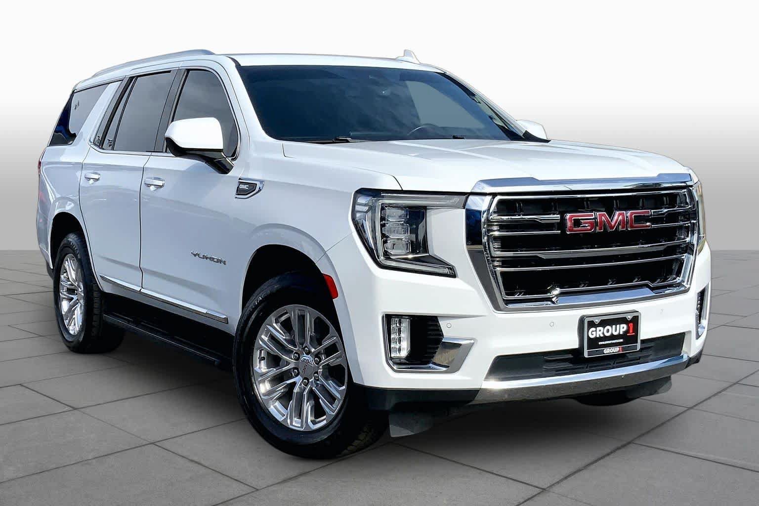 Used 2023 GMC Yukon SLT AWD/4WD image 3