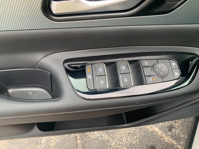Used 2025 Nissan Murano SL AWD/4WD image 12