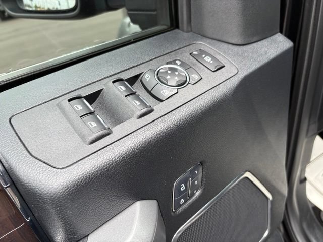 Used 2017 Ford F250 Platinum w/ Platinum Ultimate Package AWD/4WD image 20
