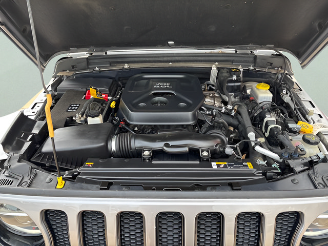 Used 2021 Jeep Wrangler Unlimited Sahara AWD/4WD image 27