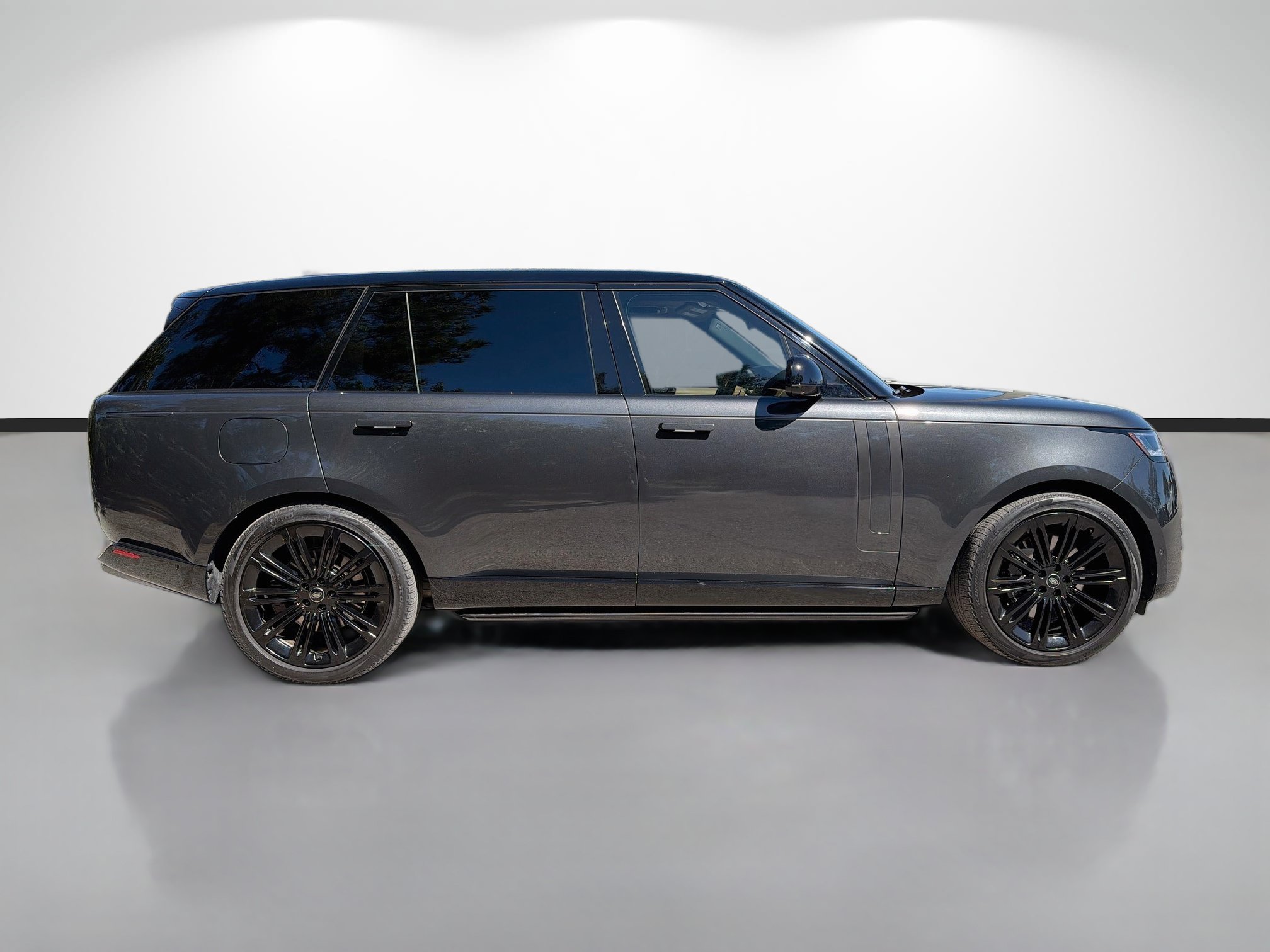 Used 2024 Land Rover Range Rover Long Wheelbase Autobiography AWD/4WD image 6