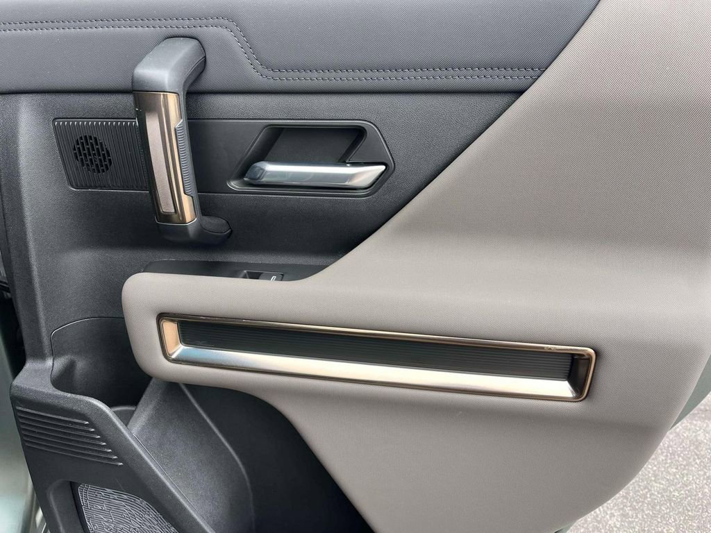 Used 2024 GMC Hummer EV 3X image 19