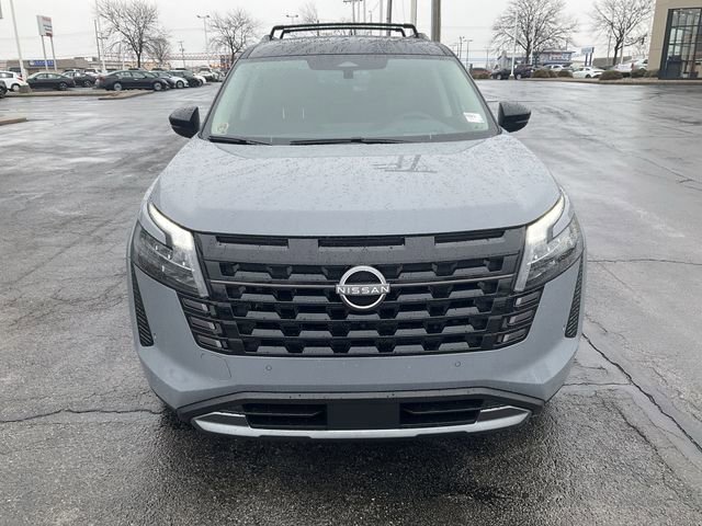 New 2026 Nissan Pathfinder Platinum image 7