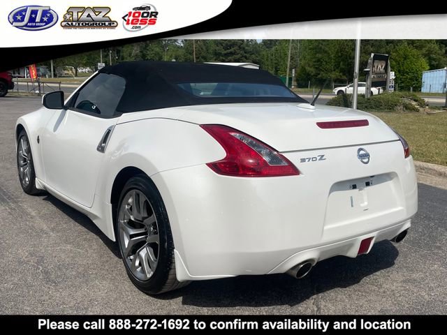 Used 2013 Nissan 370Z Roadster RWD image 4