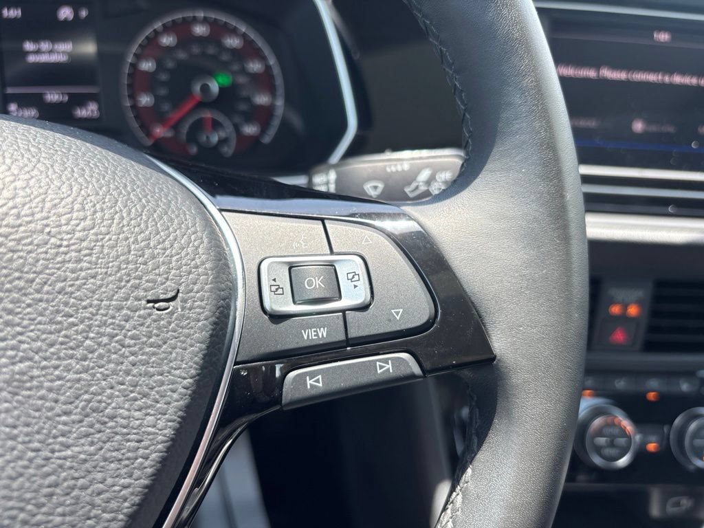 Used 2019 Volkswagen Jetta SE FWD image 17