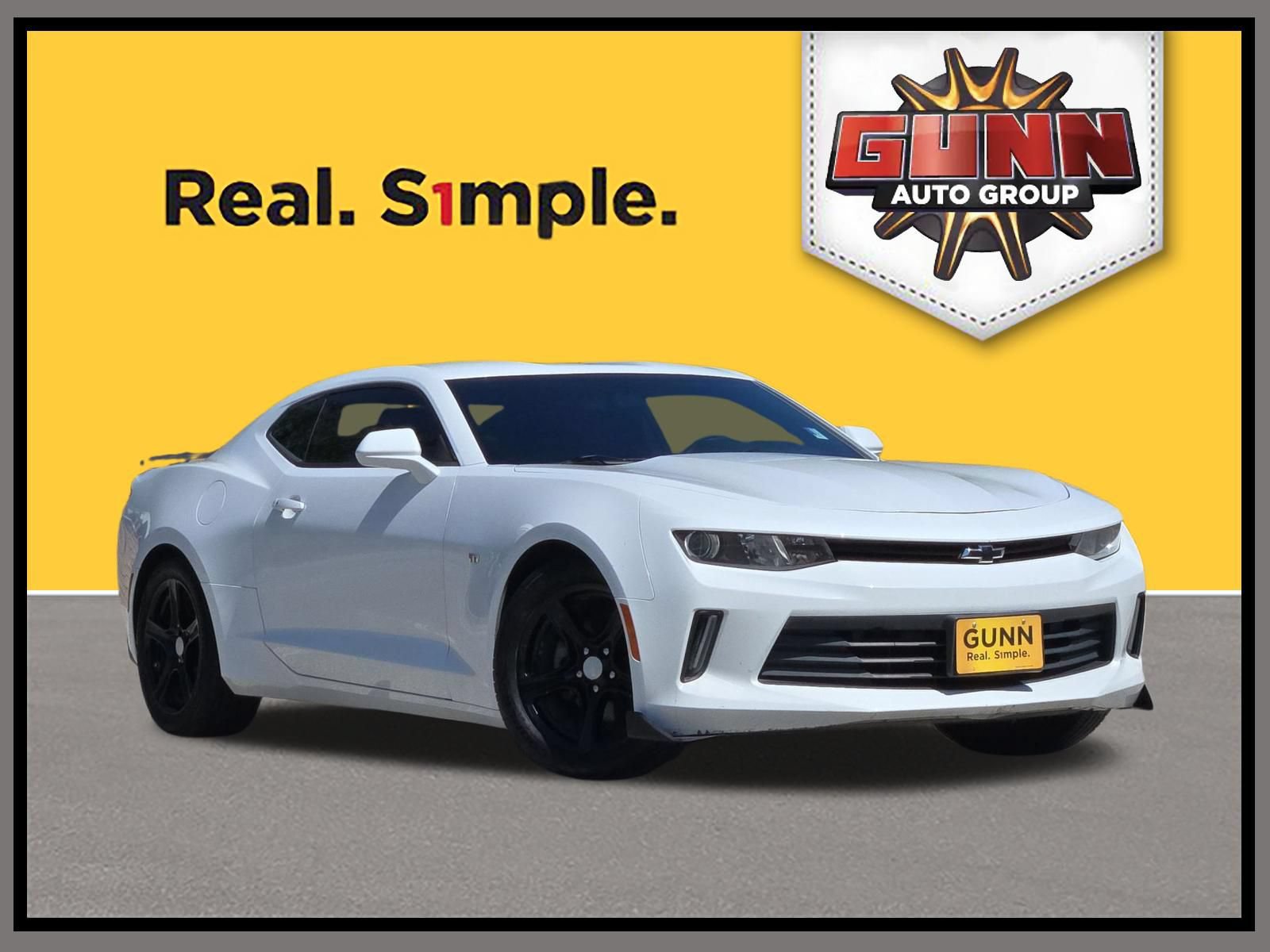 Used 2017 Chevrolet Camaro LT RWD image 1