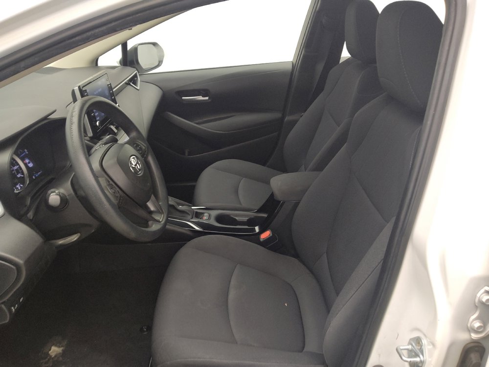 Used 2021 Toyota Corolla LE FWD image 17
