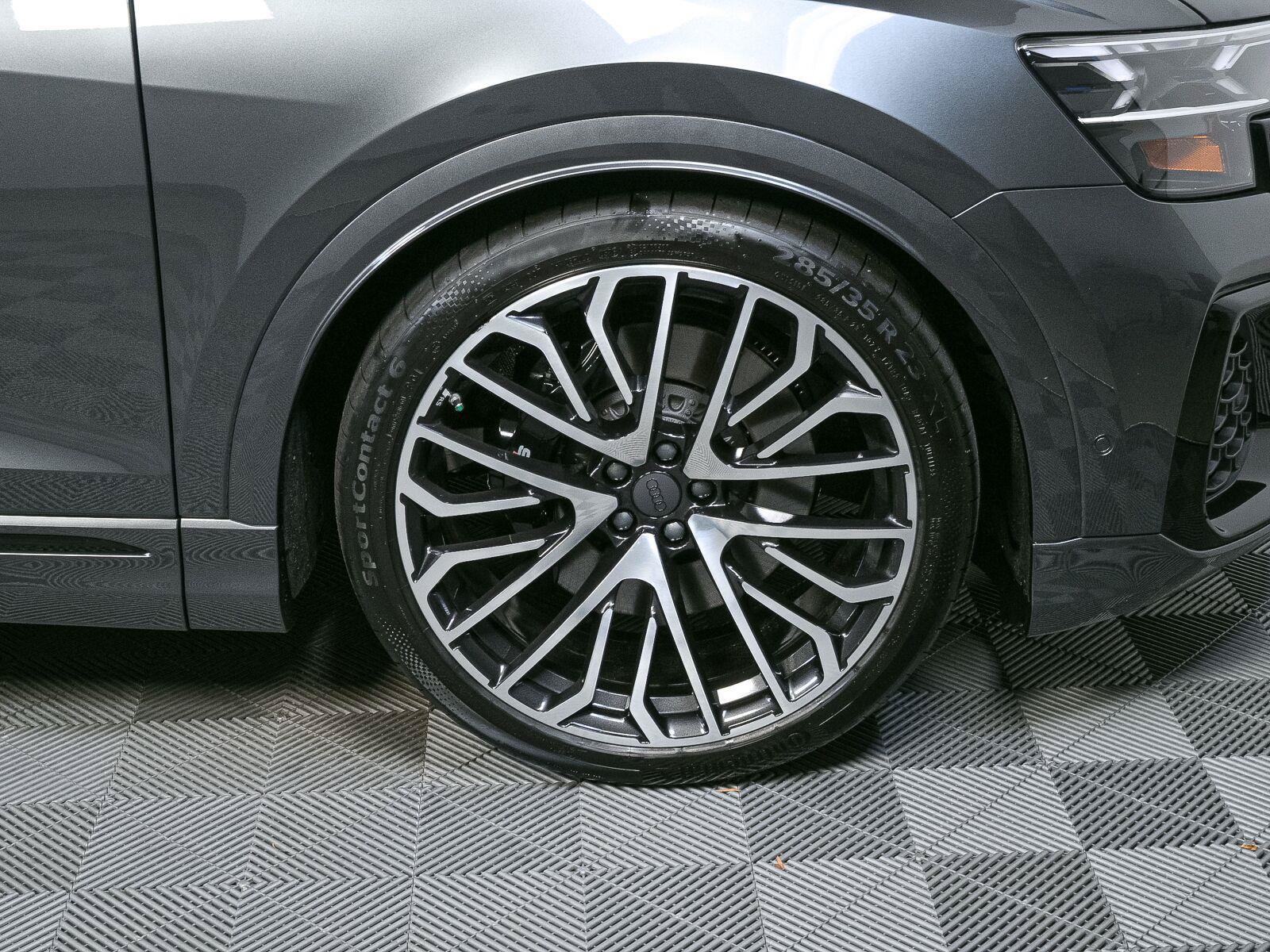 New 2026 Audi SQ8 Prestige AWD/4WD image 40