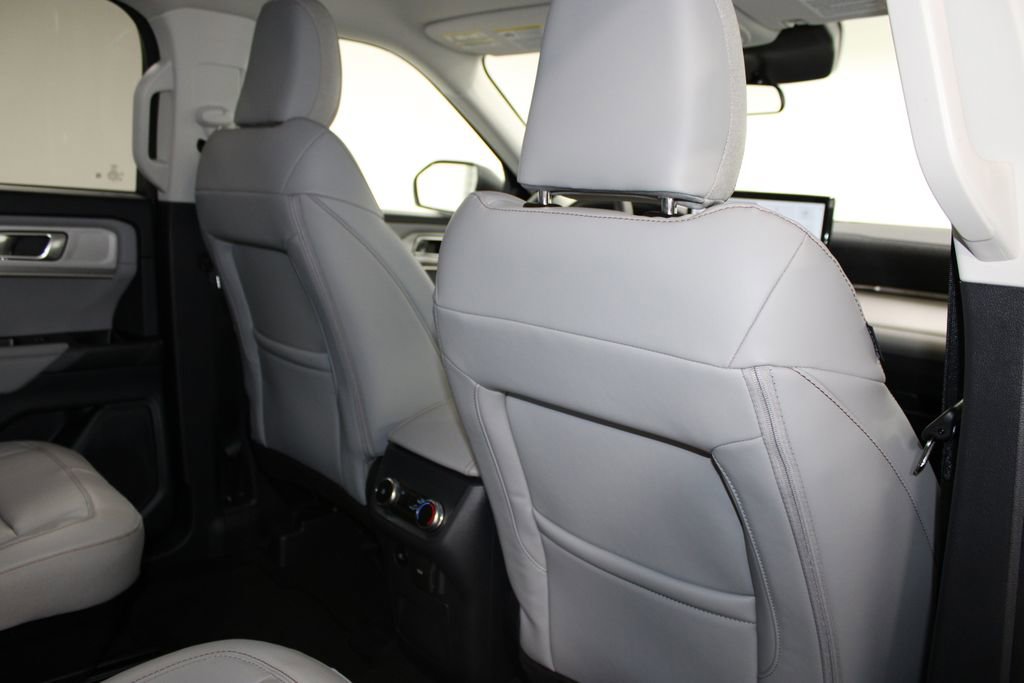 New 2026 Ford Explorer Active image 33