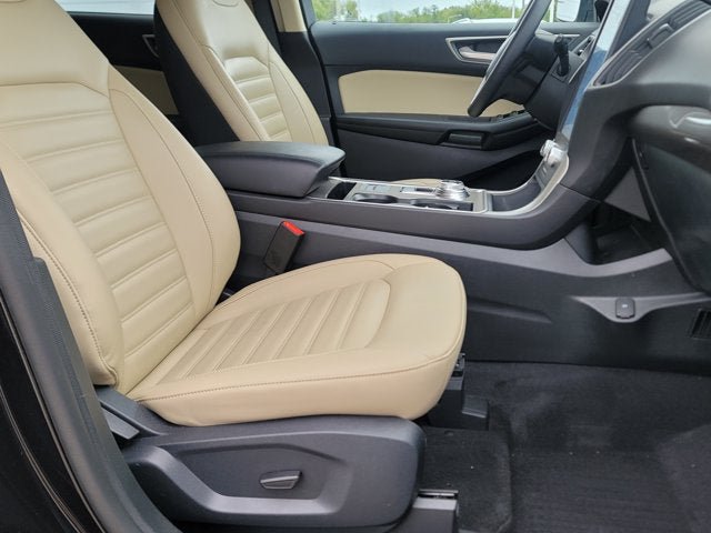 Used 2024 Ford Edge SEL w/ Convenience Package AWD/4WD image 4