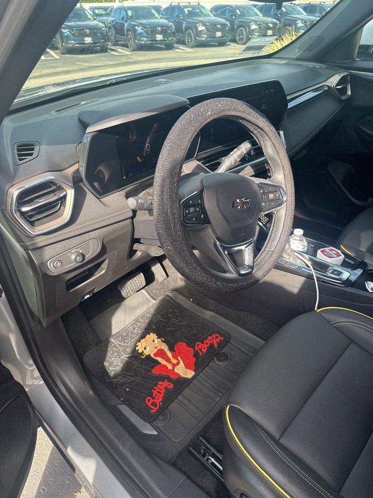 Used 2025 Chevrolet TrailBlazer ACTIV w/ Driver Confidence Package image 47