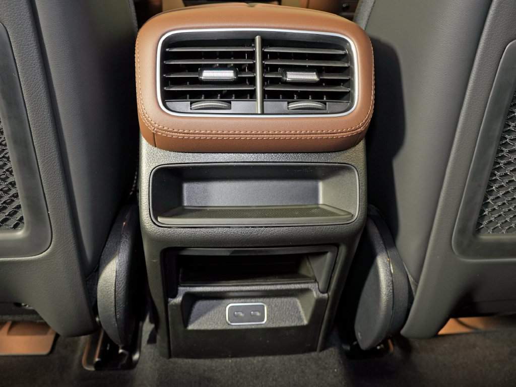Certified 2026 Mercedes-Benz GLE 53 AMG 4MATIC Coupe image 31