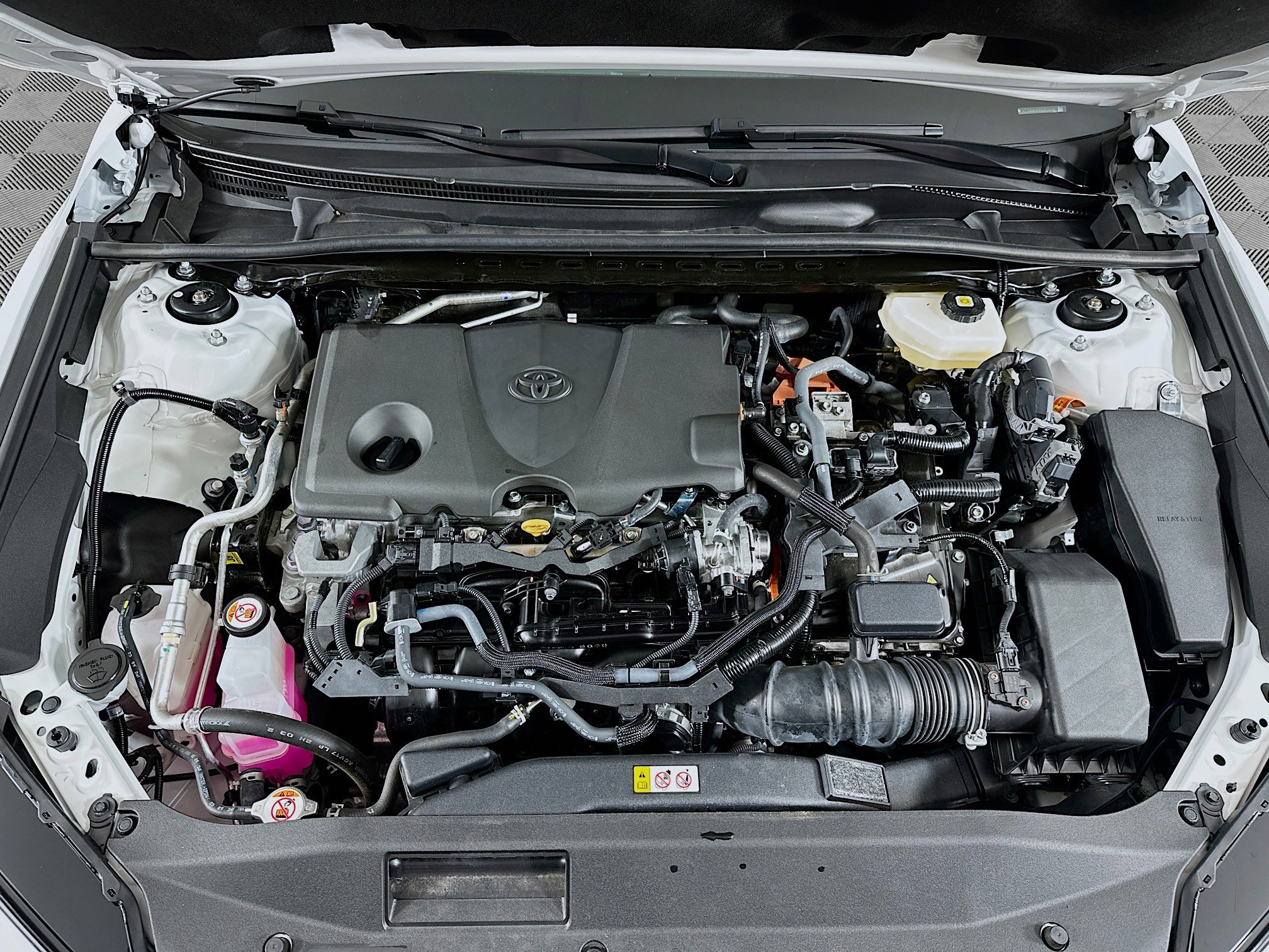 Used 2025 Toyota Camry LE image 31