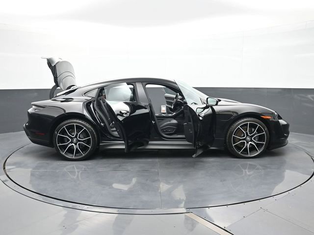 Certified 2023 Porsche Taycan image 34