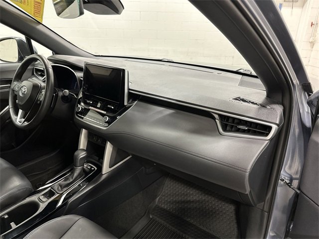 Used 2024 Toyota Corolla Cross XSE image 27