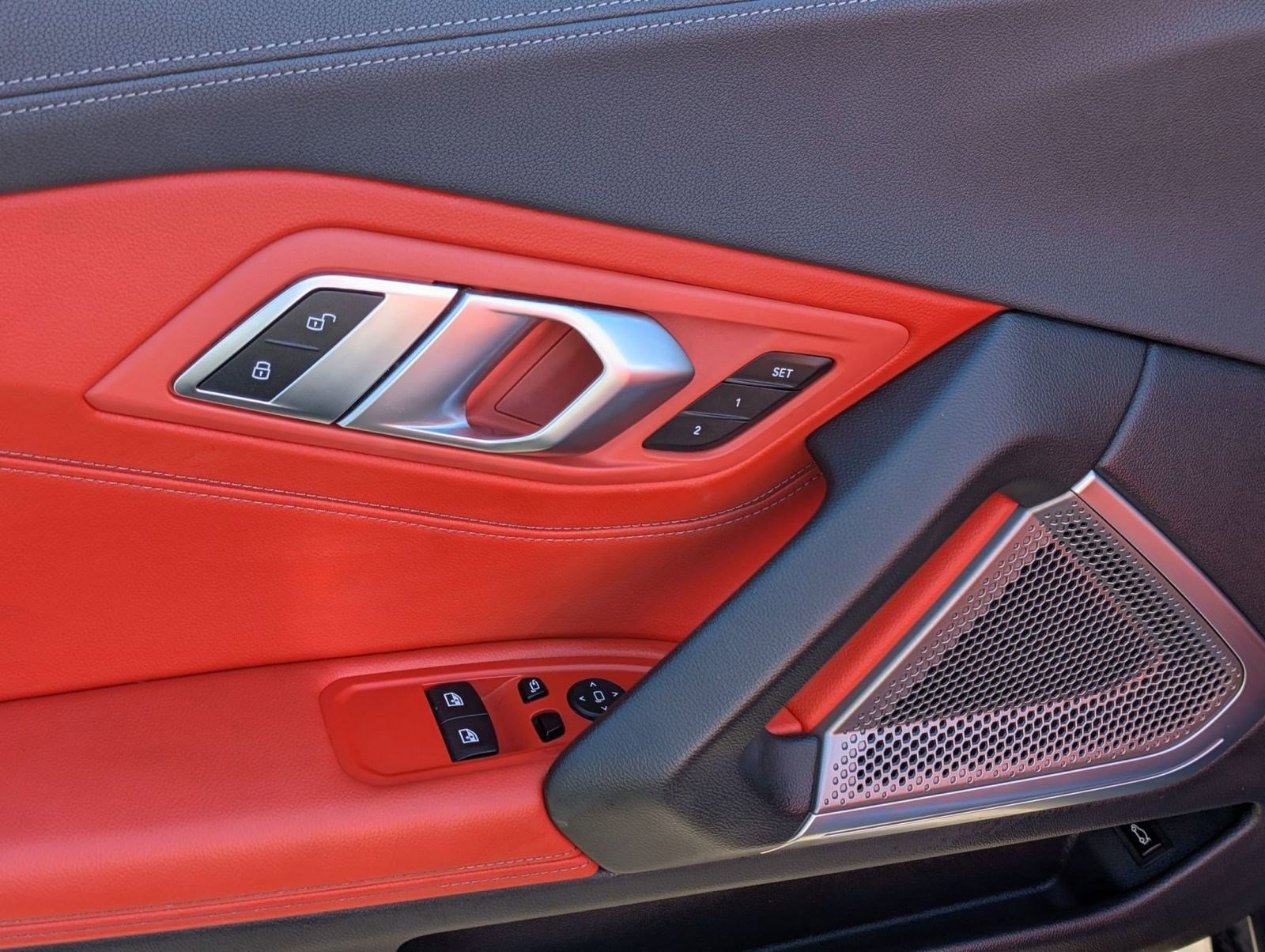 Used 2022 BMW Z4 M40i w/ Premium Package image 14