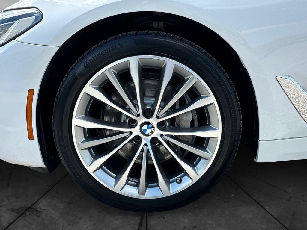 Used 2023 BMW 540i xDrive w/ Premium Package AWD/4WD image 14