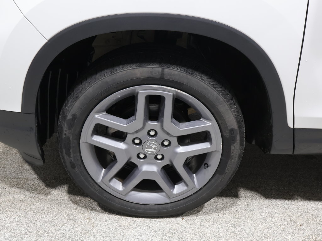 Used 2023 Honda Passport EX-L image 8