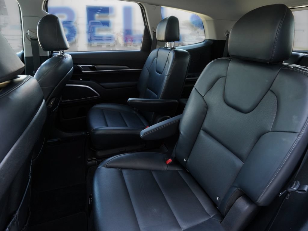 Used 2020 Kia Telluride S FWD image 25