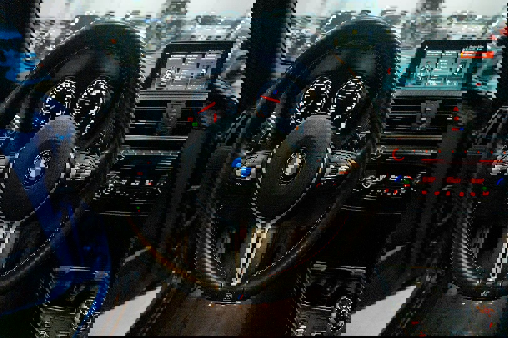 Used 2018 BMW M2 image 36